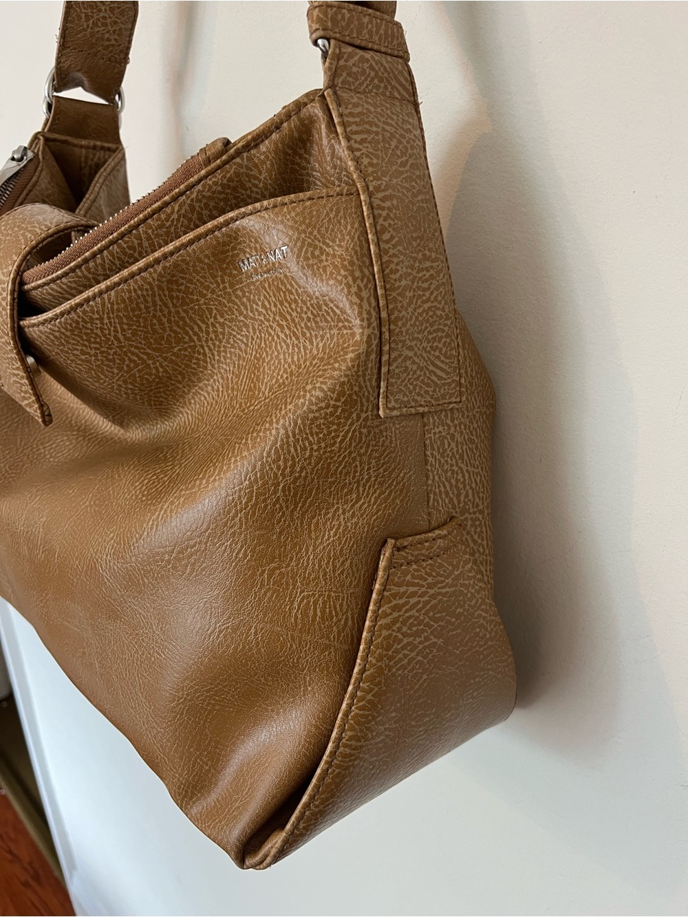 Matt & Nat Tan Brown Distressed Vegan Leather Hobo Shoulder Bag Y2K Style - Picture 7 of 13